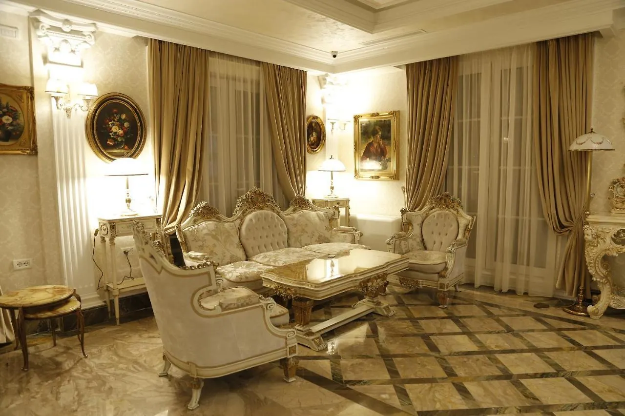 Castle Konti Hotell Vasqarr
